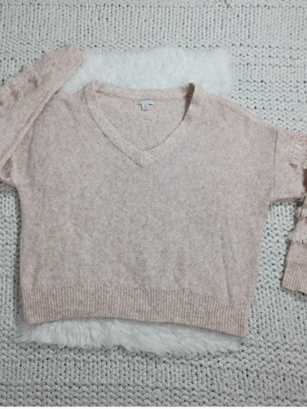 Cozy V-Neck Fringe Sleeve Sweater in Soft Blush Coquette, XL - Picture 7 of 7